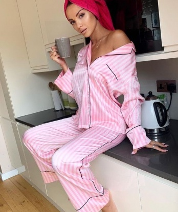 Анкета проститутки Ульяна - город Конотоп, 23 года, №12645